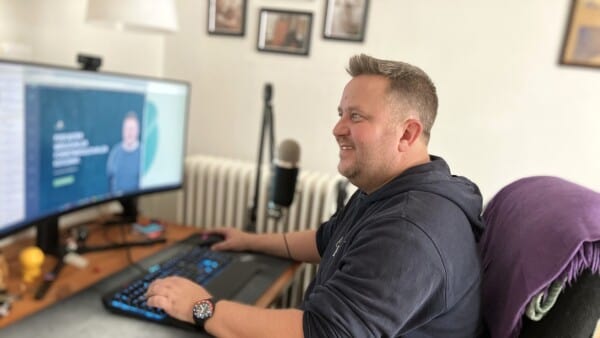 Peter har været nede med stress flere gange - nu har han fundet balancen i sit eget firma