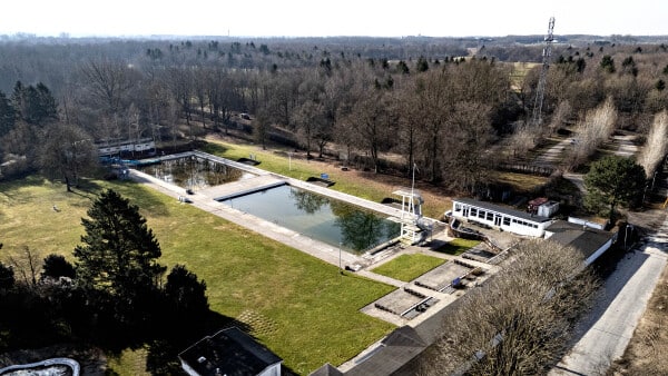 Efter næsten 100 år - Friluftsbadet står til lukning: - Det er en svær, men rigtig beslutning