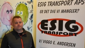 Hos Esig Transport ved Vejen har direktør Tim Esig været nødt til at sælge en fjerdedel af sine lastbiler, fordi han ikke kan skaffe chauffører. Og han siger jævnligt nej til opgaver. Foto: Carsten B. Grubach