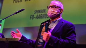 Lars Østergaard og personalet på Aarhus Universitetshospital vandt prisen som årets bedste “Fuck dig corona”-oplevelse. Foto: Axel Schütt