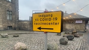 I Øksnehallen kan op mod 6.000 københavnere blive vaccineret hver dag, her er det dog kun med tidsbestilling. Foto: Mynthe Villadsen