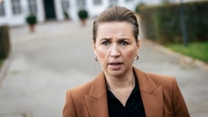 Mette Frederiksen (S) står i spidsen for forhandlingerne. Men det er på papiret nogle svære forhandlinger, hvor mange partiers ønsker skal tilgodeses. Foto: Emil Helms/Ritzau Scanpix