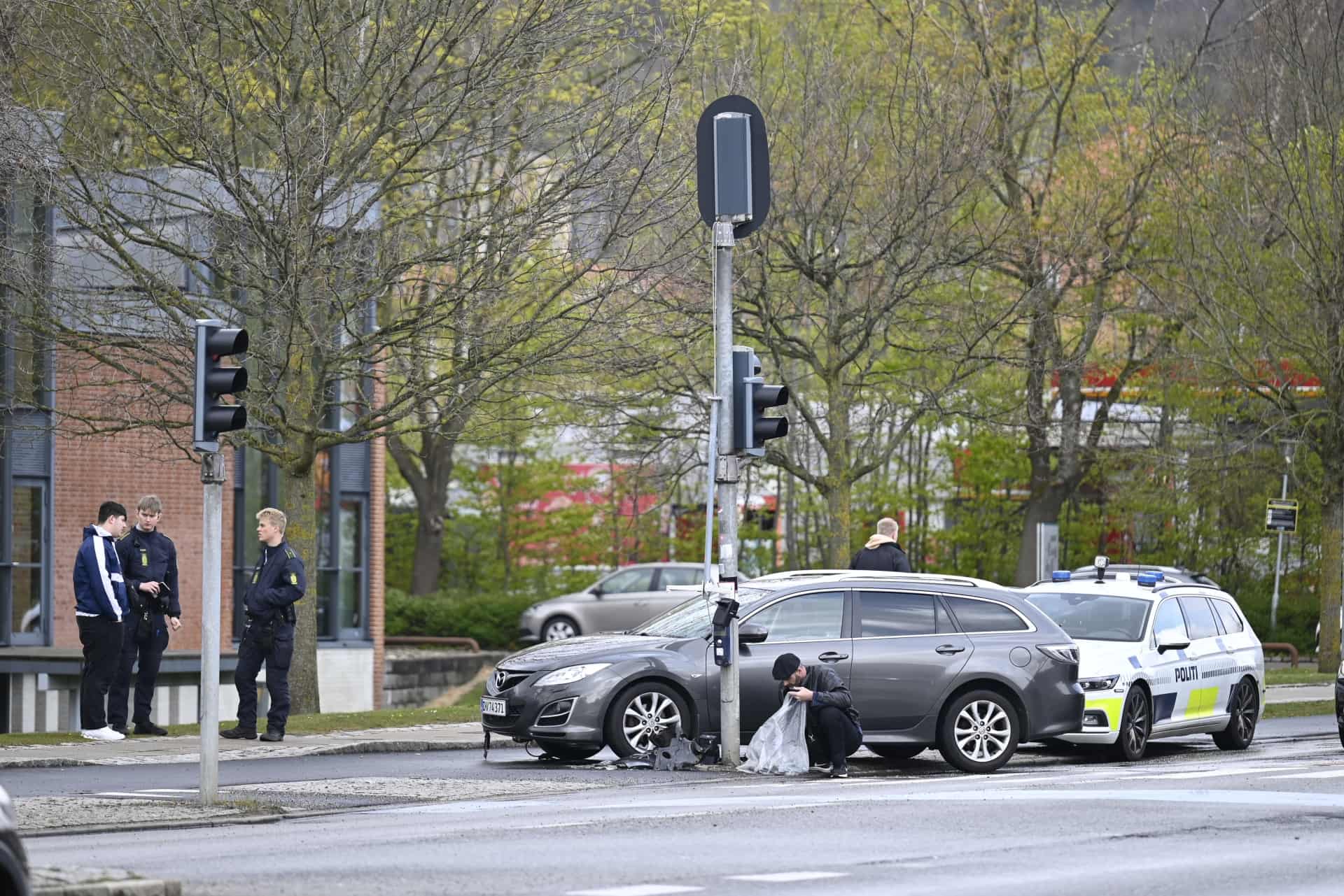 19 årig Mand Forsøgte At Undvige Standset Bil Og Så Sagde Det Ellers Bang Jvdk 