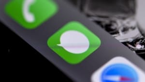 Det er ofte sms'er med en uventet opkrævning for ekstra porto eller fra MobilePay, hvor man bliver bedt om at logge ind med sit MitID, som lokker folk i fælden. Arkivfoto: Mads Claus Rasmussen/Ritzau Scanpix