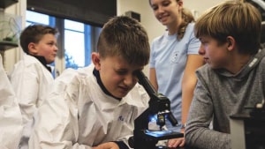 Randrusianske skoleelever fra 4. til 6. klasse kan nørde med i Videnskabsklubben.