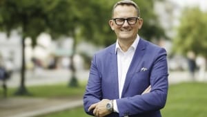 Finn Kræfting, direktør hos Small Danish Hotels, er overbevist om, at det nok skal lykkes at lokke både de danske, svenske og norske gæster tilbage, hvis hotellerne sørger for at blive ved med at tilbyde spændende oplevelser sammen med overnatningerne. Pressefoto