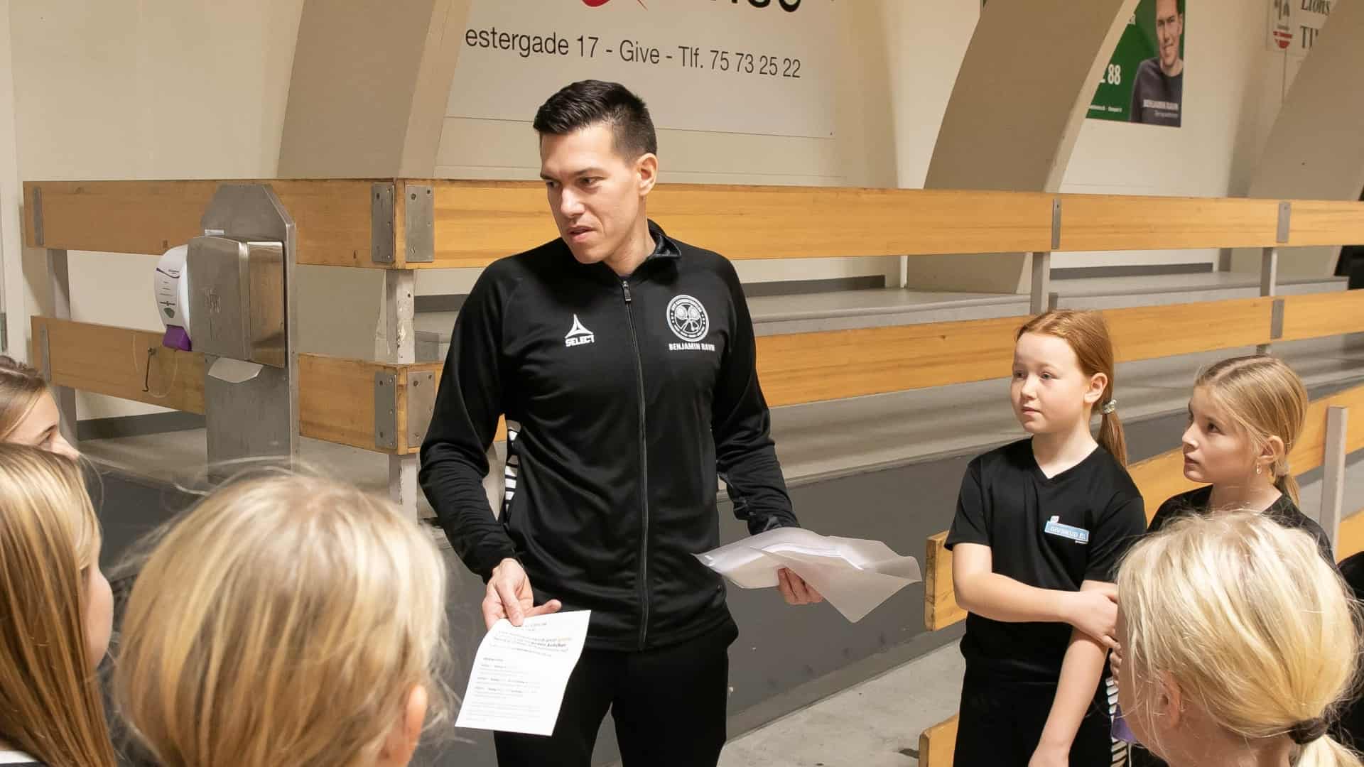Lokal badmintonklub ude med opsigtsvækkende tiltag for at skaffe nye ...