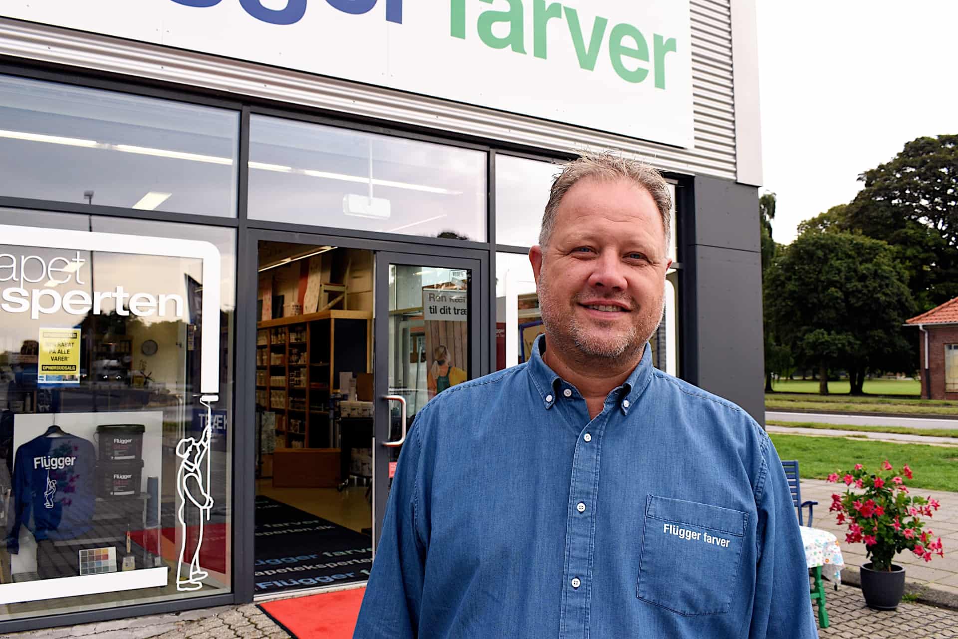 Farvehandler Lukker Efter Kun Halvandet år Placeringen Er Helt Ideel Med Parkeringspladser Og 