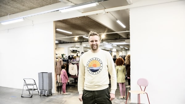 Anderledes Vejle-butik udvider: Sonny vil lave sjoveste tøjbutik - og børnene kan godt glæde | vafo.dk