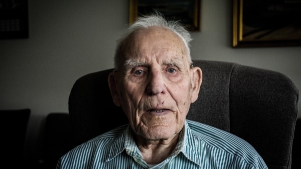 Jens Peter er Danmarks ældste mand nogensinde: Har overlevet tre kvinder - Jeg skal ikke have flere
