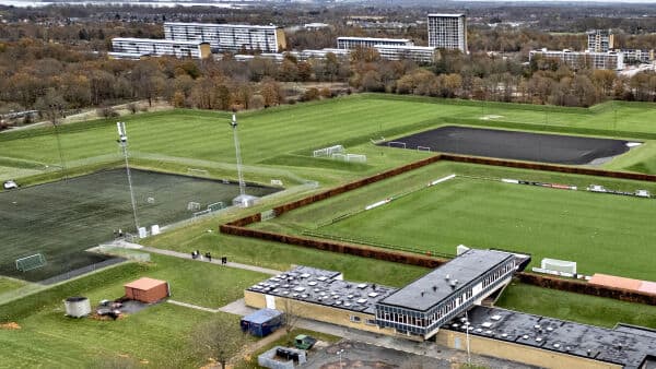 Formand arrig over ukendt lejekontrakt: - Det er fandeme unfair - vi bliver jo ribbet