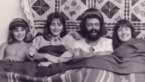Familien Falk fotograferet i 1975. Fra venstre Mek, Annli, Leif og Ivalo. Privatfoto venligst udlånt af familien