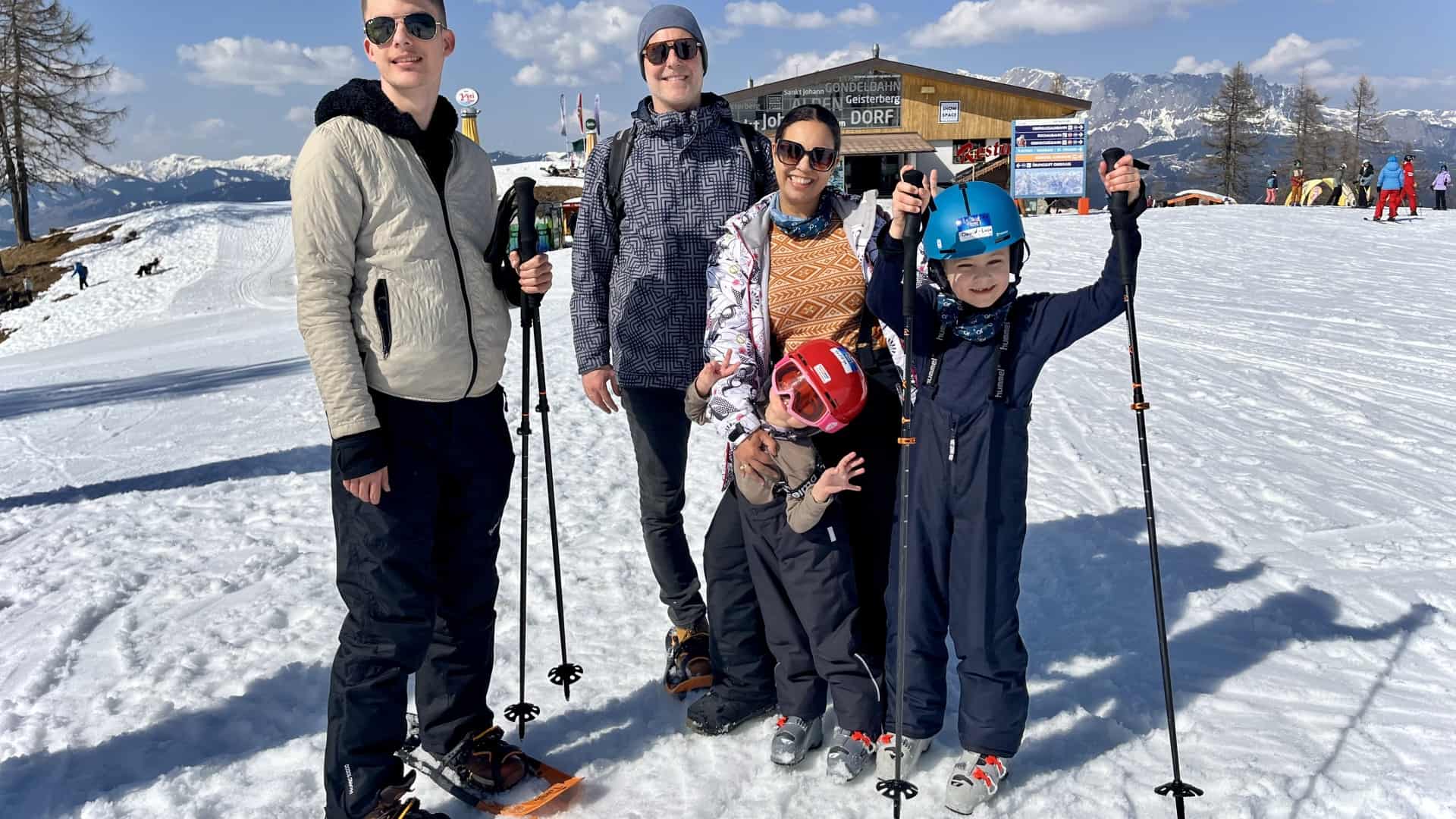 Spa, surdej og sneskovandring: Familie-skiferie er meget mere end ski