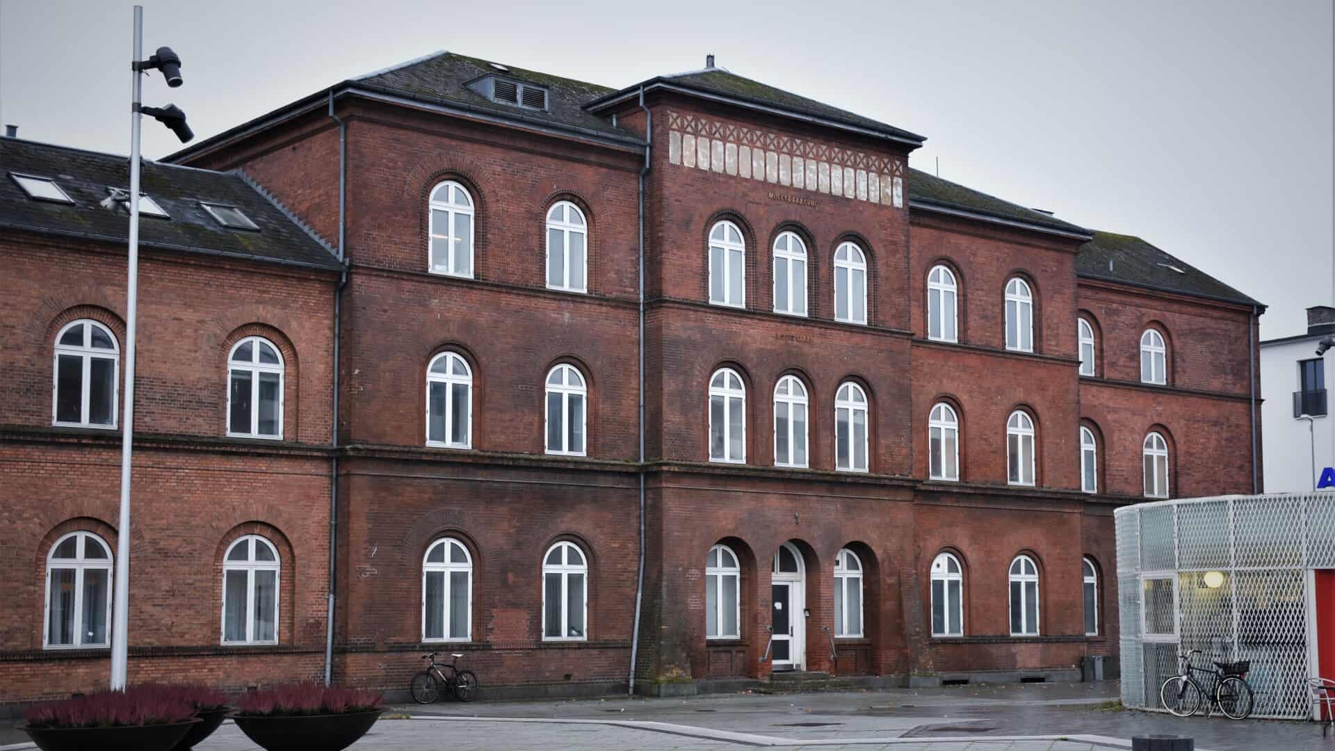 Erhvervsmand køber det gamle posthus: Alle muligheder er i spil ...