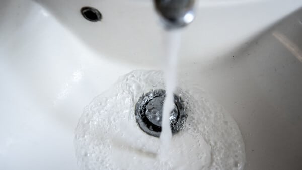 Akut ledningsbrud: Omkring 70 husstande uden vand