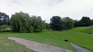 Politiet måtte tirsdag aften en tur forbi Botanisk Have, hvor to mand var kommet i slagsmål. Foto: Google Maps