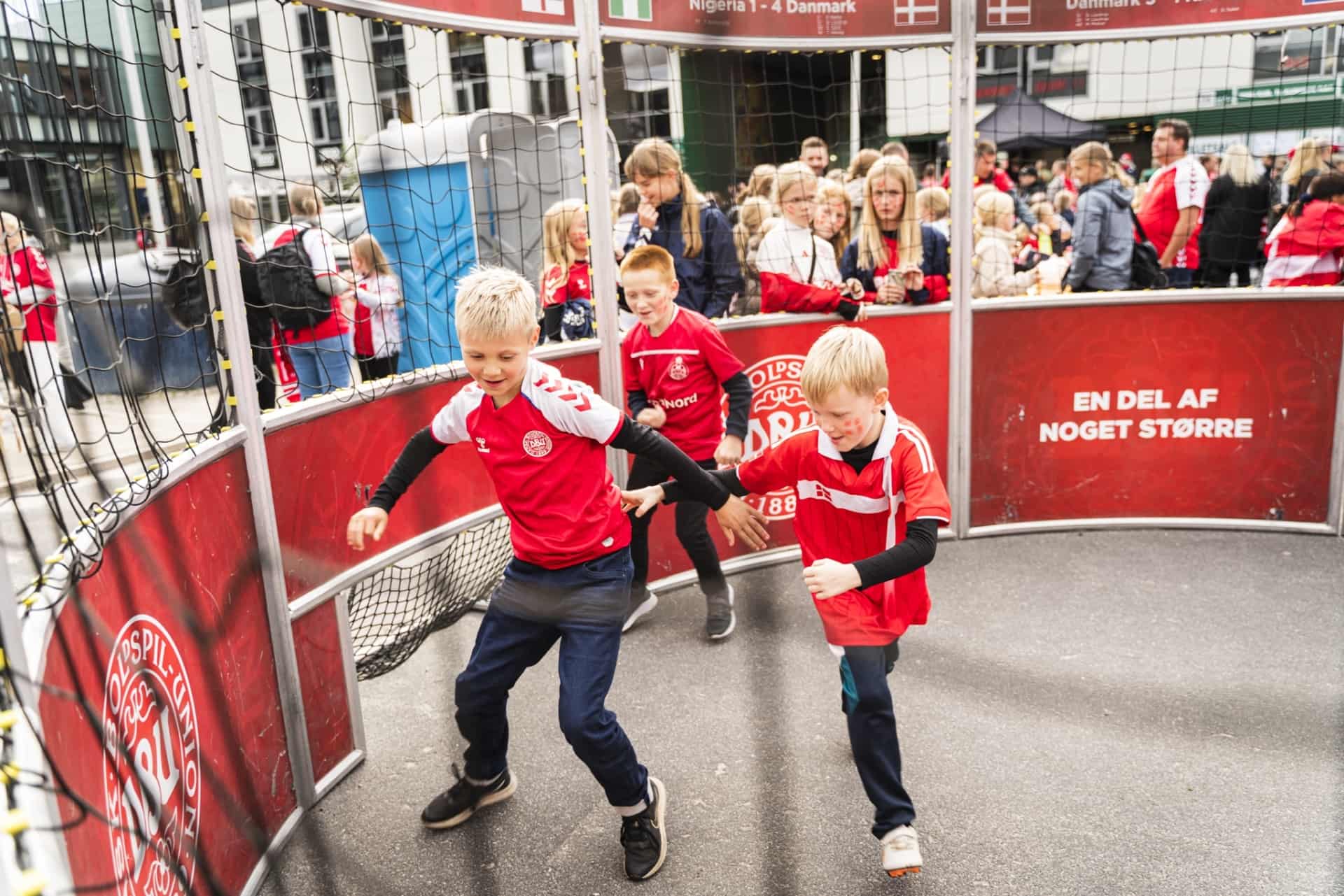 Danmark Slog Tyskland På Et Halvfyldt Stadion Endnu Uvist Om Viborg Fortsat Skal Være 