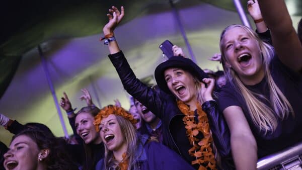 Billetsalg Er I Gang Til Festival - Uden Navne På Plakaten | Dbrs.dk