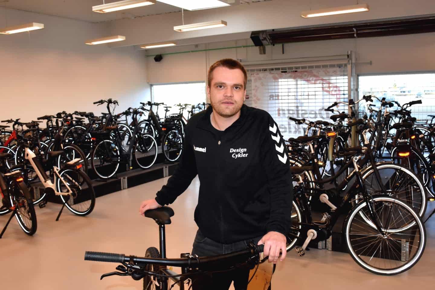 ruller bare derudad: Torsdag får Viborg en ny, stor cykelforhandler | ugeavisen.dk