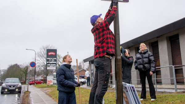 Debut som 58-årig: Klimaminister skulle lige lære at hænge plakater op