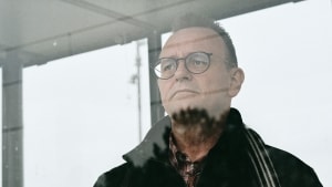 Flemming Schortill følte sig presset til at komme tilbage på arbejde efter sin blodprop i hjertet, men efter bare to dage tilbage ramlede det hele for ham, og han måtte sygemeldes igen. Foto: Kasper Riggelsen