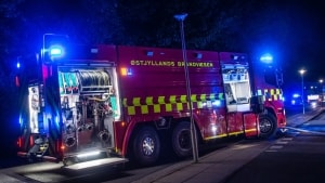 Der måtte tilkaldes assistance, da Østjyllands Brandvæsen var i aktion natten til fredag. Foto: Kim Haugaard