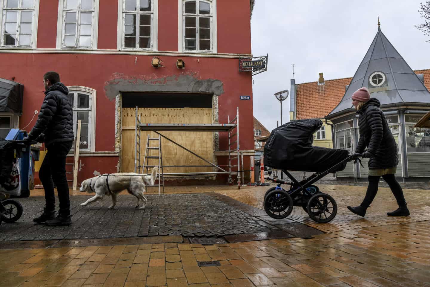 Markant bygning gågaden har mistet facaden | jv.dk