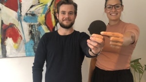 De to medicinstuderende på Aarhus Universitet, Mads Esmann, 25, og Christine Aarestrup Daugaard, 25, har stiftet firmaet Esgaard, hvor de planlægger at producere og sælge The Stitcher - en håndholdt symaskine til sår. Mads Esmann er oprindeligt fra Bredballe. Privatfoto: Esgaard