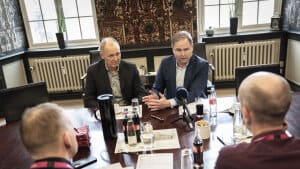 - Det er enormt positivt, at regeringen og Kommunernes Landsforening nu tager første skridt mod en gennemgribende regelforenkling og sanering af administrative byrder, siger vicedirektør i DI Kim Haggren, efter at finansminister Nicolai Wammen (S) og KL-formand Martin Damm har fremlagt 56 regler, der skal forenkles eller skrottes. Foto: Thomas Traasdahl/Ritzau Scanpix