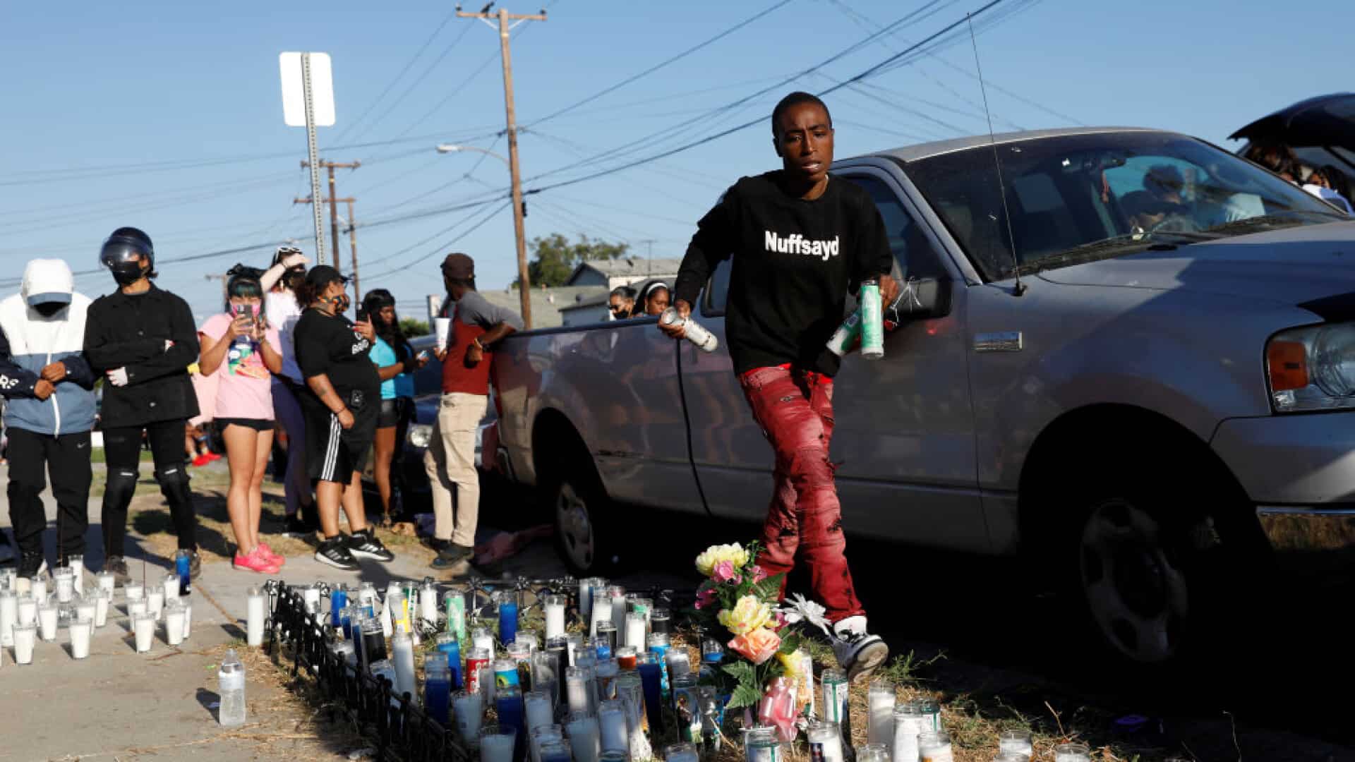 Sort Mand Politiskud mod sort mand vækker vrede i Los Angeles | avisendanmark.dk