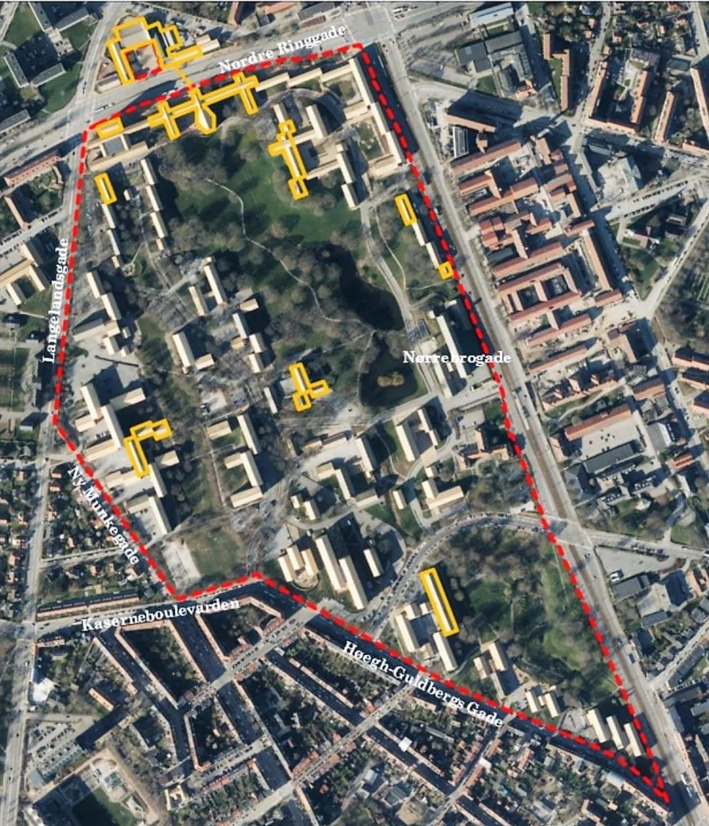 Trods protester skulle Aarhus Universitet fredes - men nu er fredningen ...