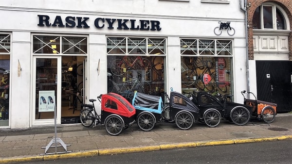 Byens ældste cykelforretning 100 år - fra starten solgte våben og symaskiner stiften.dk