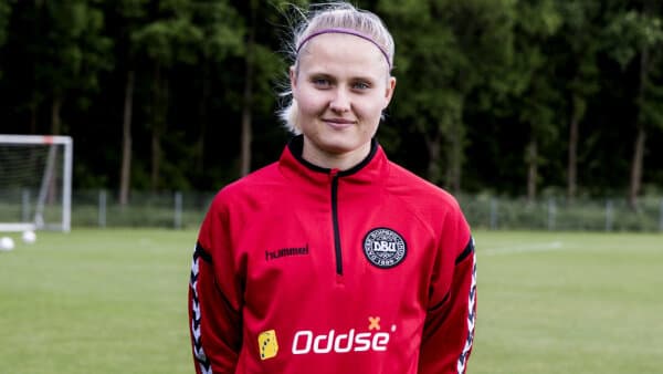 Kvindelig dansk landsholdsspiller skifter til topklub | fyens.dk