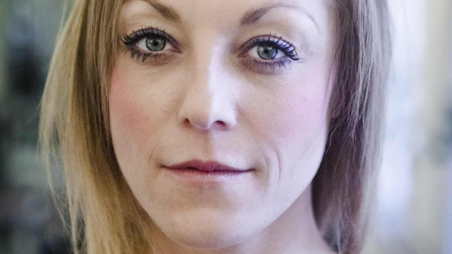 Kendt børneadvokat rammes af nye bøder | amtsavisen.dk