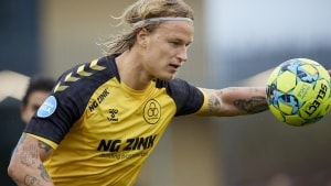 Magnus Risgaard ærgrer sig over, at en skade i øjeblikket holder ham væk fra træningsbanerne i AC Horsens. Arkivfoto: Ole Nielsen.