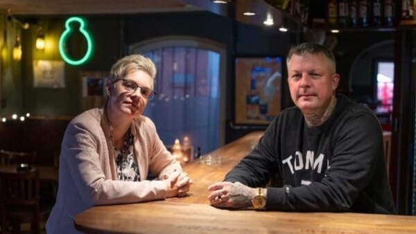 Da Kim blev bonusfar, gik han all in: - Vi græd og faldt hinanden om halsen