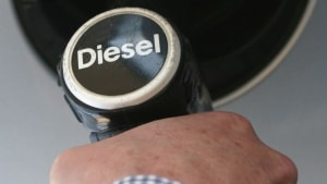 Cirka 100 liter dieselolie løb ud på Norgesvej. Arkivfoto: Colourbox
