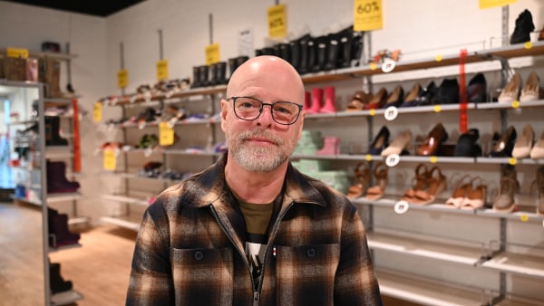 Nu lukker Uwe det livsværk, han overtog: - Vi græd begge to, da opslaget kom op