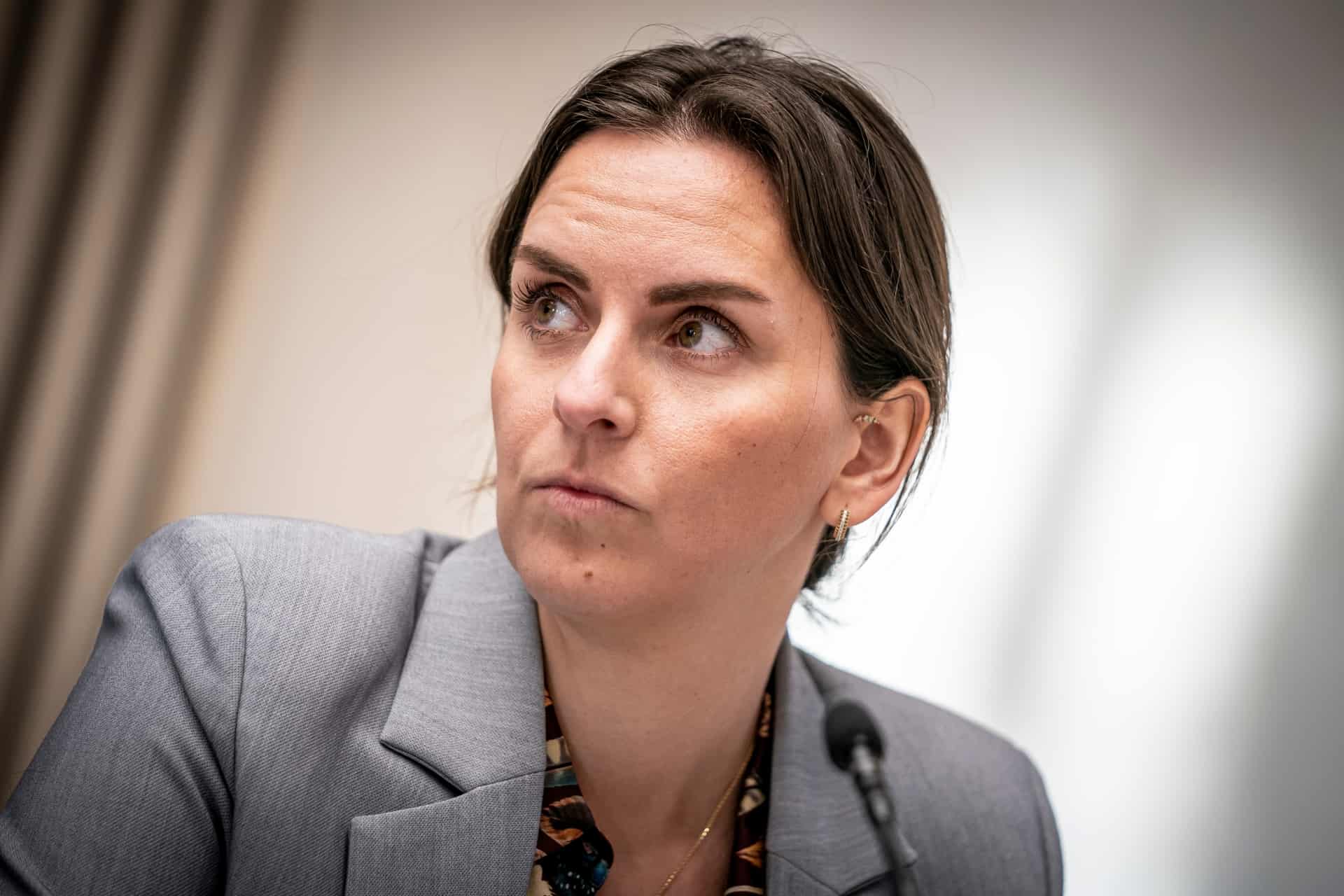 klap-lige-hesten-pia-olsen-dyhr-skepsis-fra-moderaterne-og-radikale