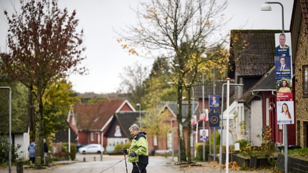 Her vender de magten ryggen: - Hvorfor stemme på en, der hopper som en kanin
