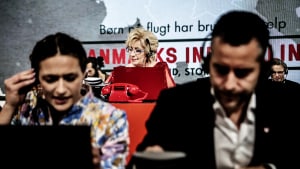Birthe Kjær passede den røde telefon midt i callcenteret. Foto: Mette Mørk