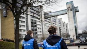Sundhedsmyndighederne har i flere omgang søsat særskilte tiltag i Vollsmose, der skal få flere til at lade sig teste og vaccinere. (Arkivfoto). Foto: Tim Kildeborg Jensen/Ritzau Scanpix