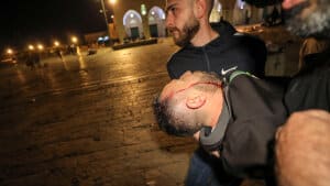 Der var igen voldsomme sammenstød mellem palæstinensere og politi i bydelen Sheikh Jarrah i Jerusalem fredag. (Arkivfoto). Foto: Ammar Awad/Reuters