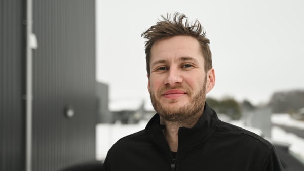 Arbejdede 60 timer om ugen - familien savnede ham: Nu kan Stig leve af sin forretning