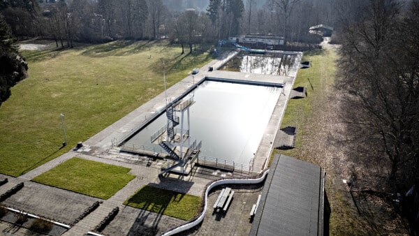 Friluftsbadet i Odense lukker: - Vi fejler politisk