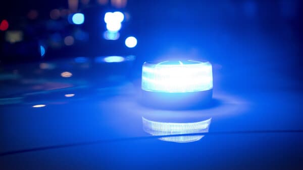 Afsløret af mistænkelig sød lugt: I bilen var alt, en pusher har brug for