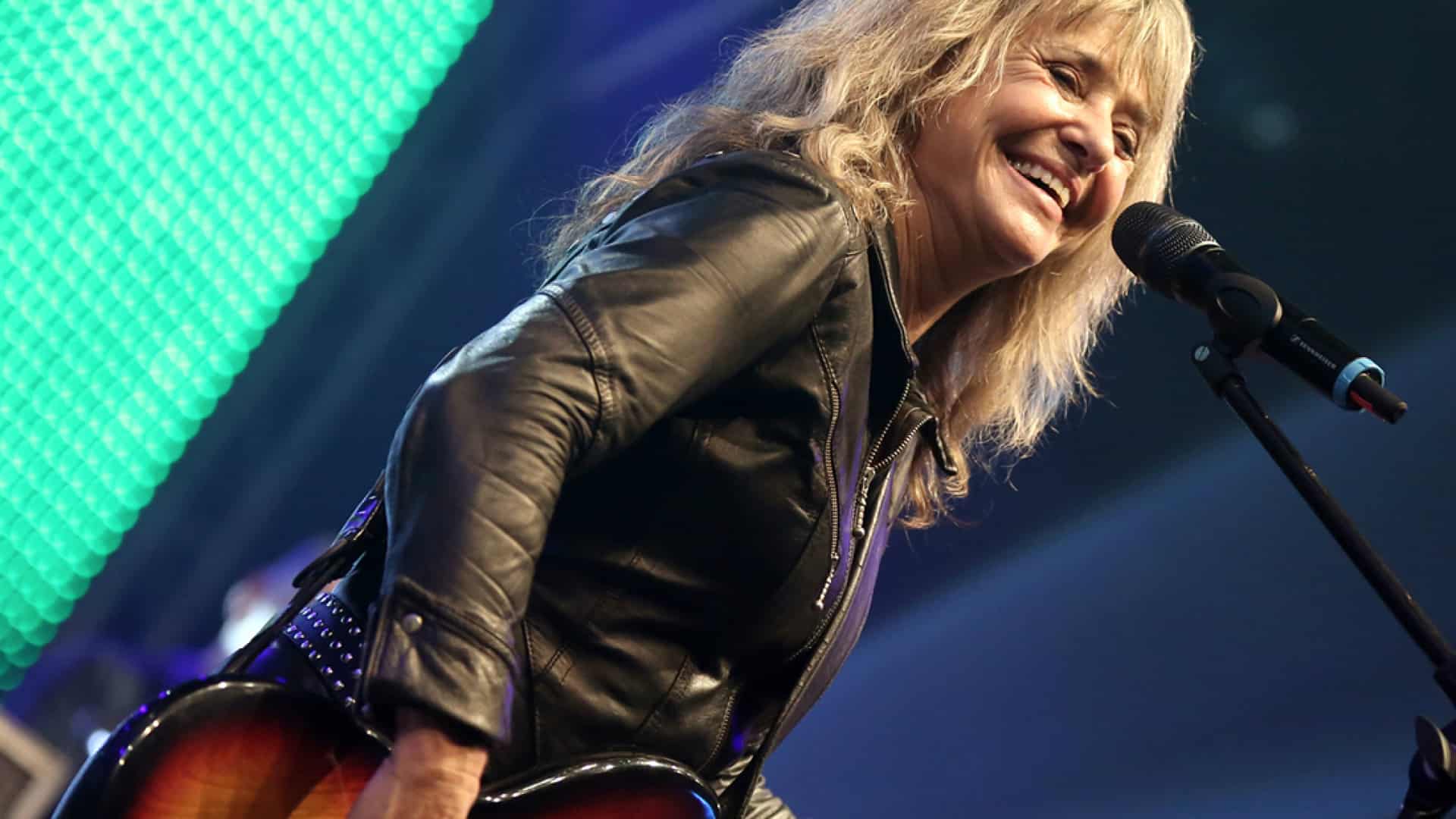 Rocklegende kommer til Vejle: Vild pige rocker musikteatret | ugeavisen.dk