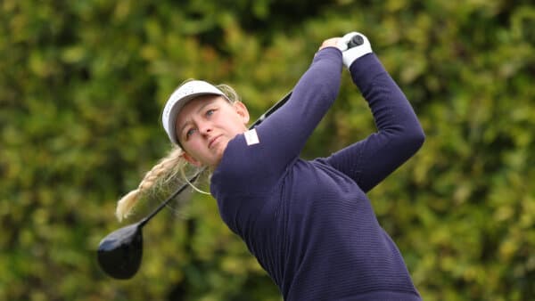 Emily Pedersen kæmper med i toppen af californisk golfturnering | jv.dk