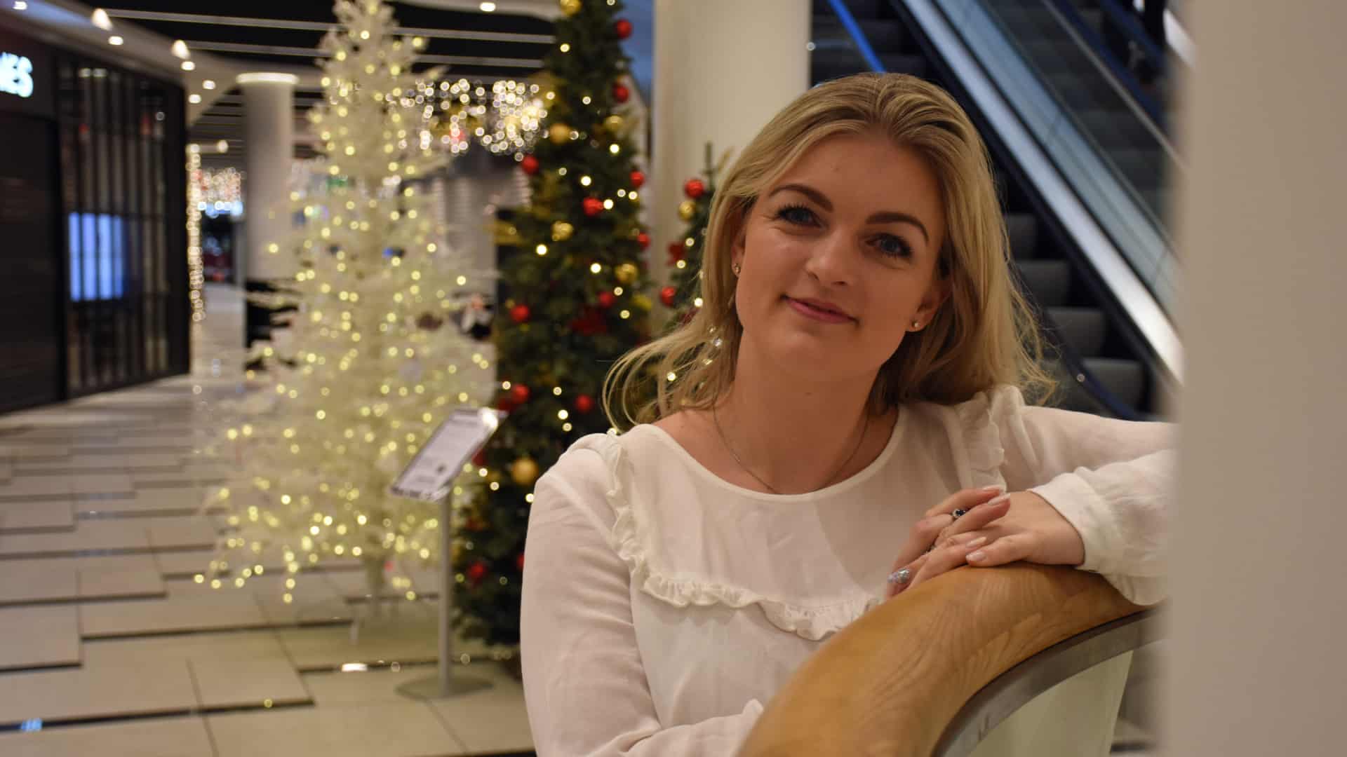 Jul 237 Juleenglen ved ikke, hvor hun skal holde jul | ugeavisen.dk