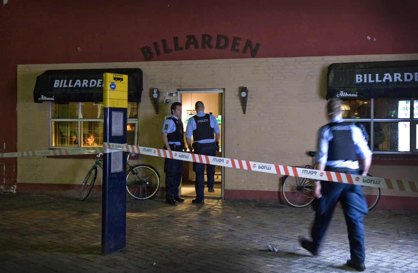 Kendt Drabsmand Gik Amok Ved Netto Knytnæveslag Sender 45 årig Mand Bag Tremmer Fyensdk 